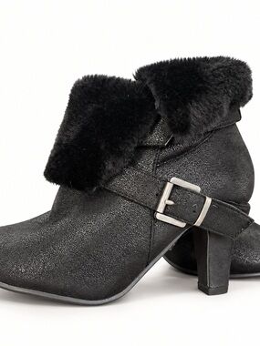Twisted Hailey-24 Black Faux Fur Buckle Ankle Boots Size 7 NIB